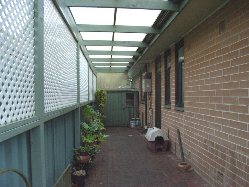 10 Montrose Avenue, Para Hills SA 5096
