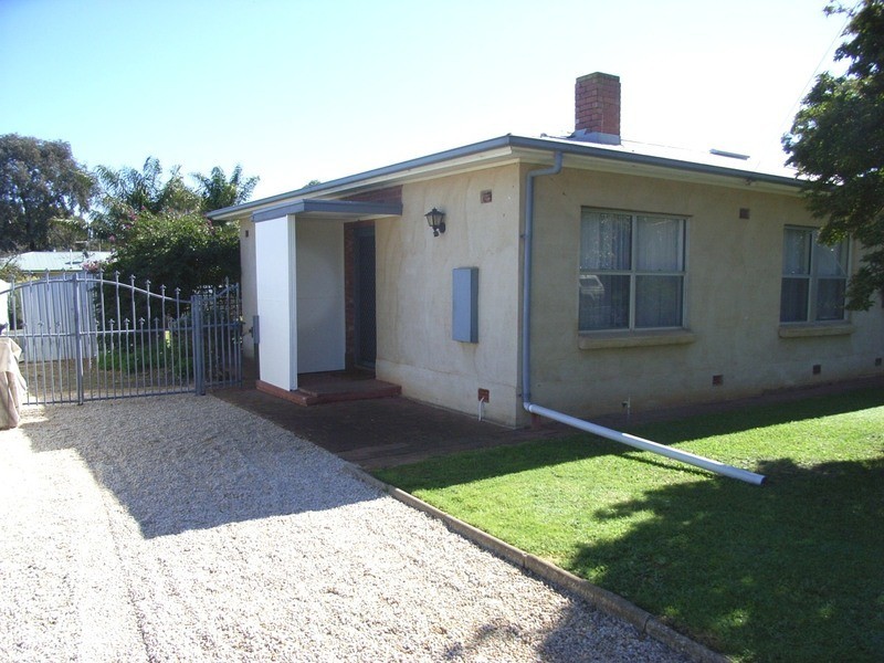 17 Stakes Crescent, Elizabeth Downs SA 5113