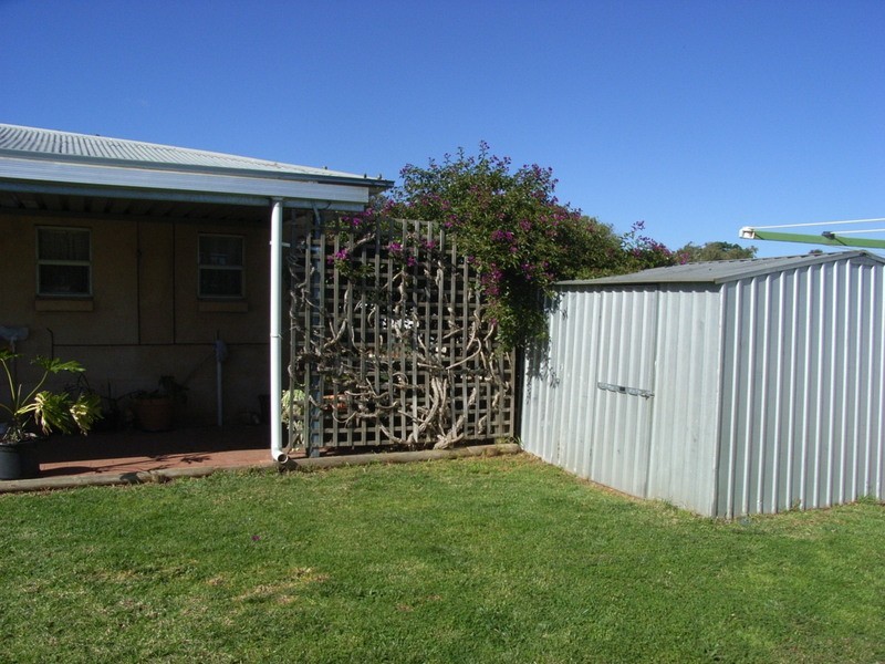 17 Stakes Crescent, Elizabeth Downs SA 5113