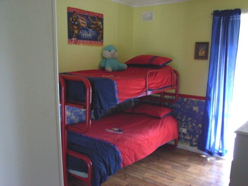 4 Weathers Street, Elizabeth East SA 5112