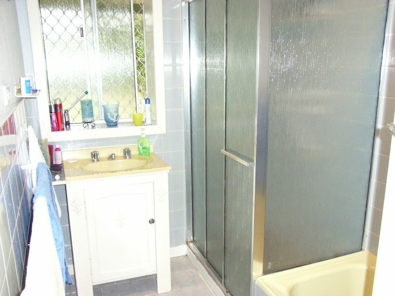 13 Trembath Road, Elizabeth Vale SA 5112