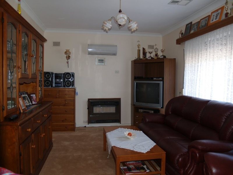 10 Rialto Avenue, Para Hills SA 5096