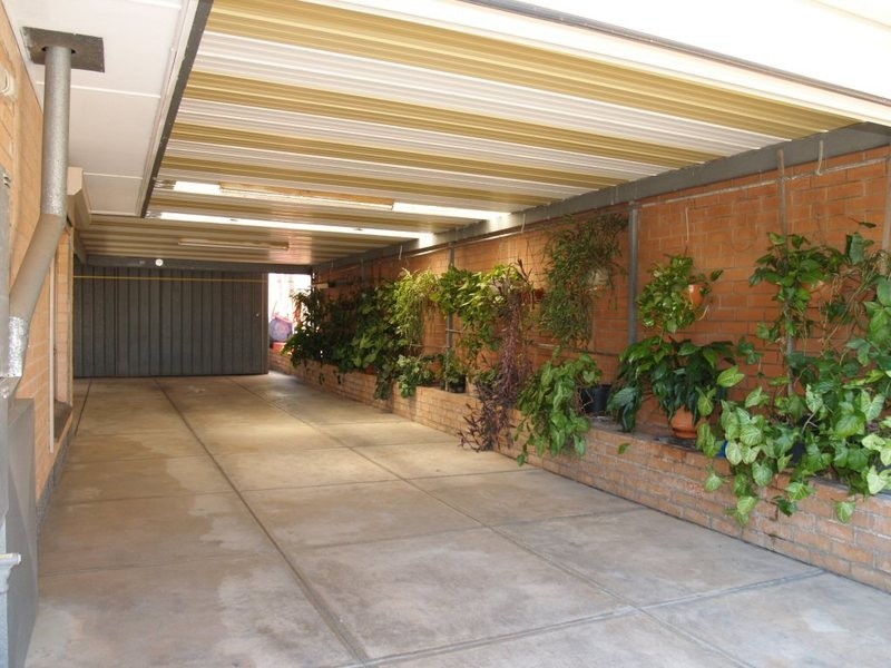 10 Rialto Avenue, Para Hills SA 5096
