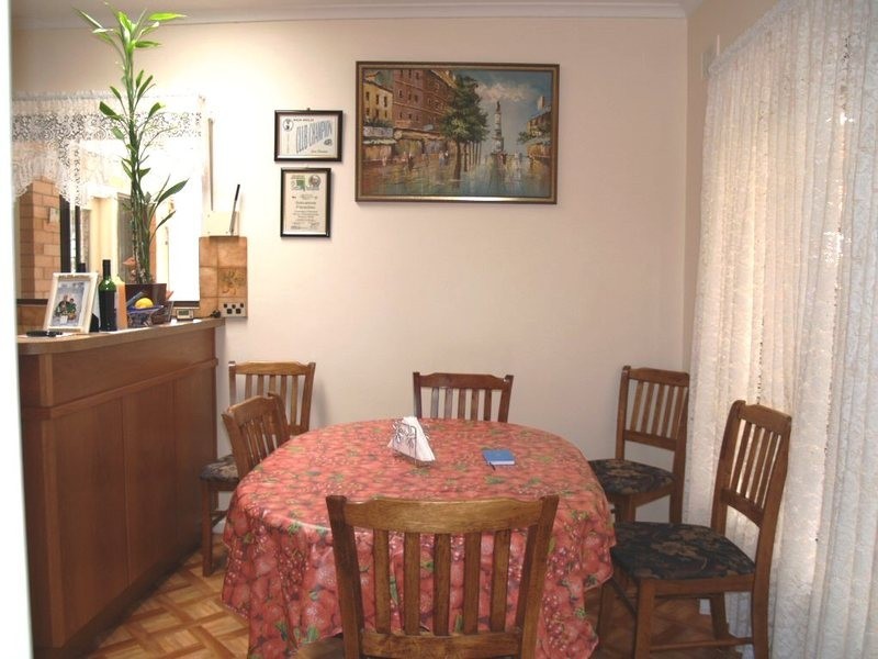 10 Rialto Avenue, Para Hills SA 5096