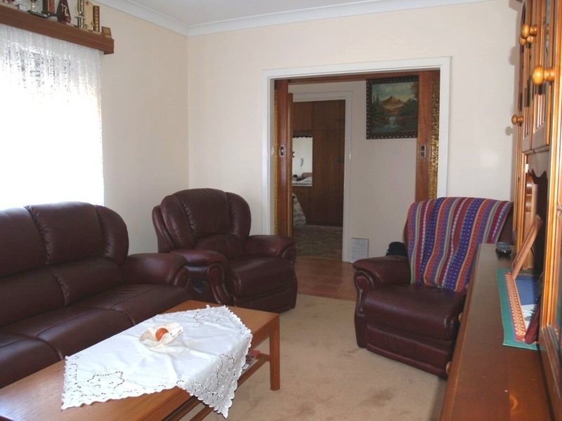 10 Rialto Avenue, Para Hills SA 5096