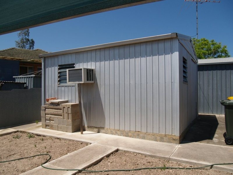 10 Rialto Avenue, Para Hills SA 5096