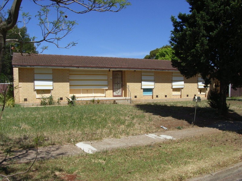 10 Osmond Street, Elizabeth Downs SA 5113