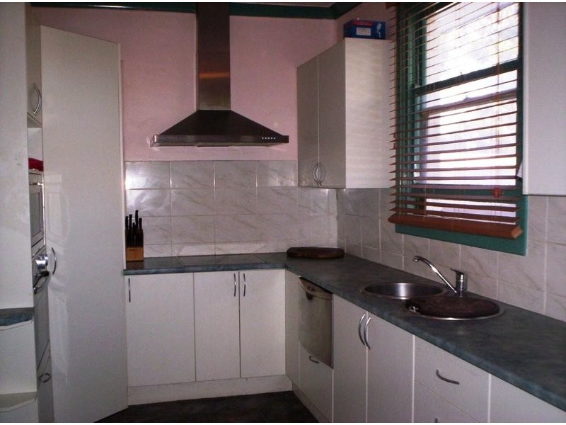 7 Kentish Road, Elizabeth Downs SA 5113