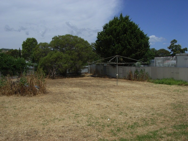 11 Grayling Street, Elizabeth East SA 5112