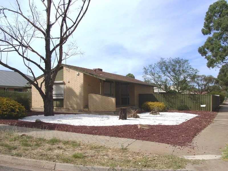 2 Koolena Street, Munno Para SA 5115