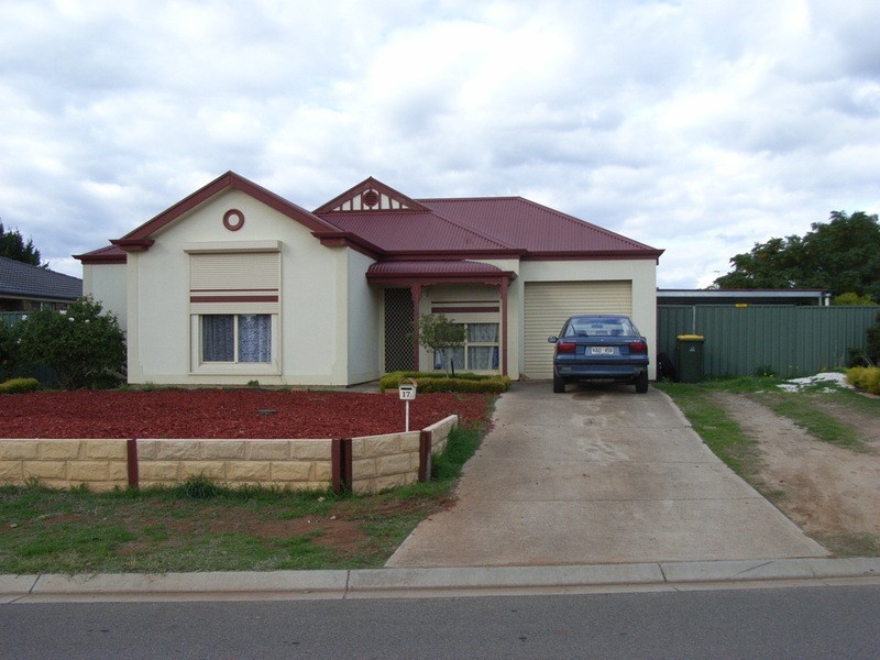 17 Maplewood Drive, Blakeview SA 5114