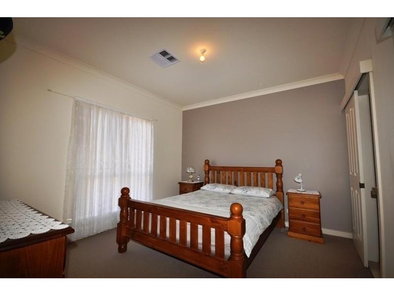 22 Carmine Court, Parafield Gardens SA 5107