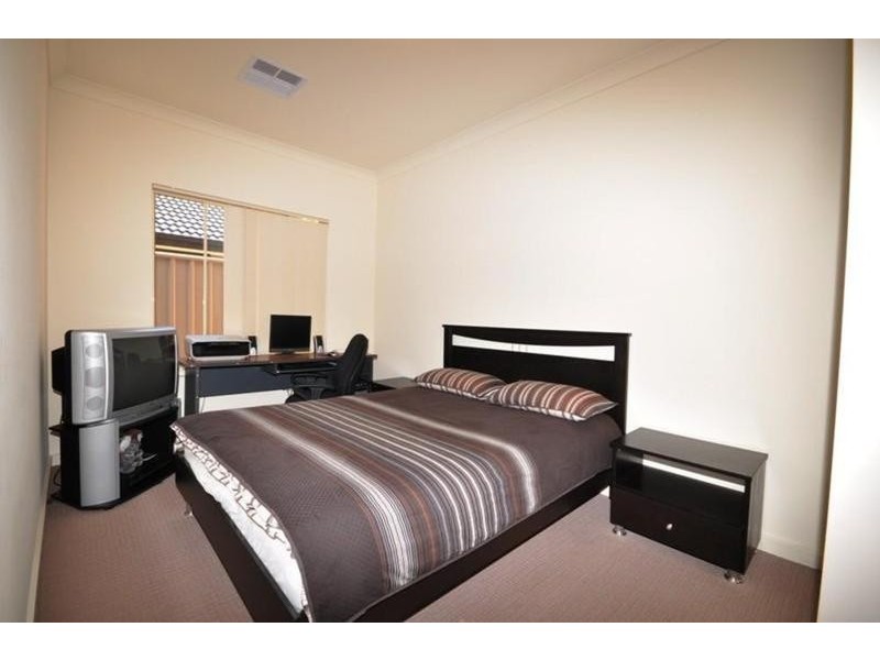 22 Carmine Court, Parafield Gardens SA 5107