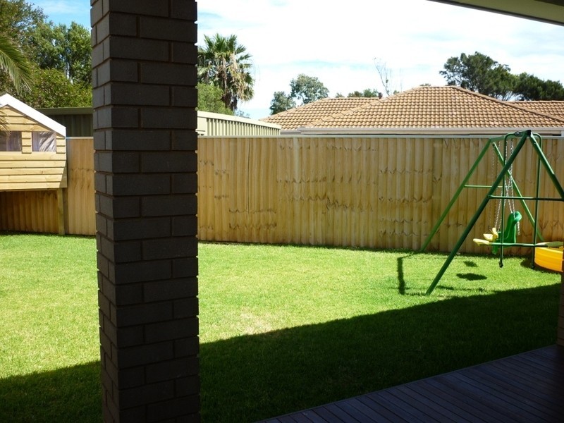 21 A Ashburton Road, West Lakes Shore SA 5020