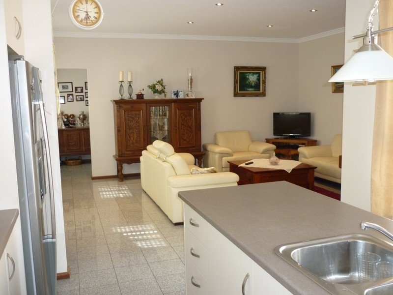 56 A Gedville Road, Taperoo SA 5017