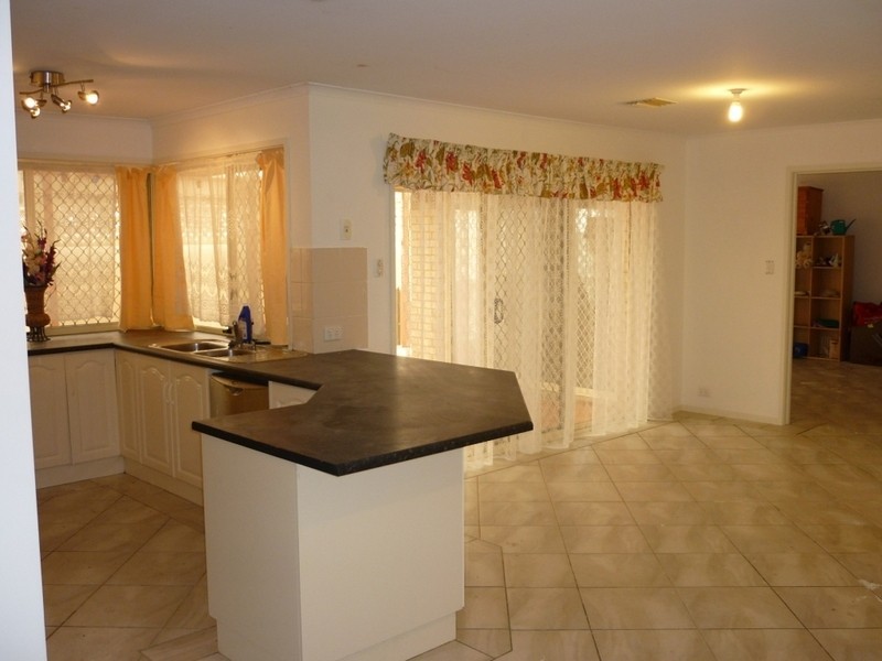 17 Premier Close, Andrews Farm SA 5114