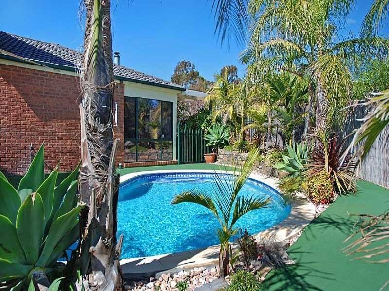 18 Parkside Drive, Gulfview Heights SA 5096