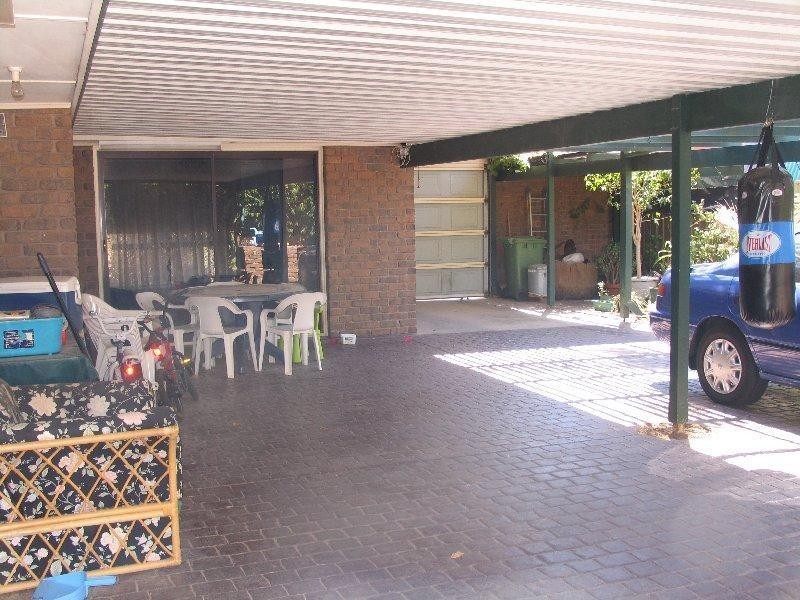 2 Proctor Close, Surrey Downs SA 5126