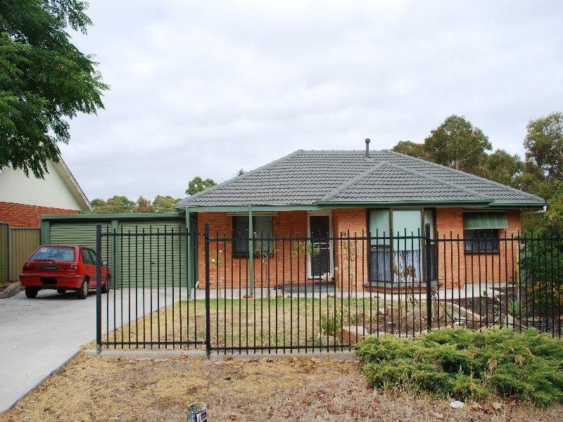 6 Canterbury Crescent, Valley View SA 5093