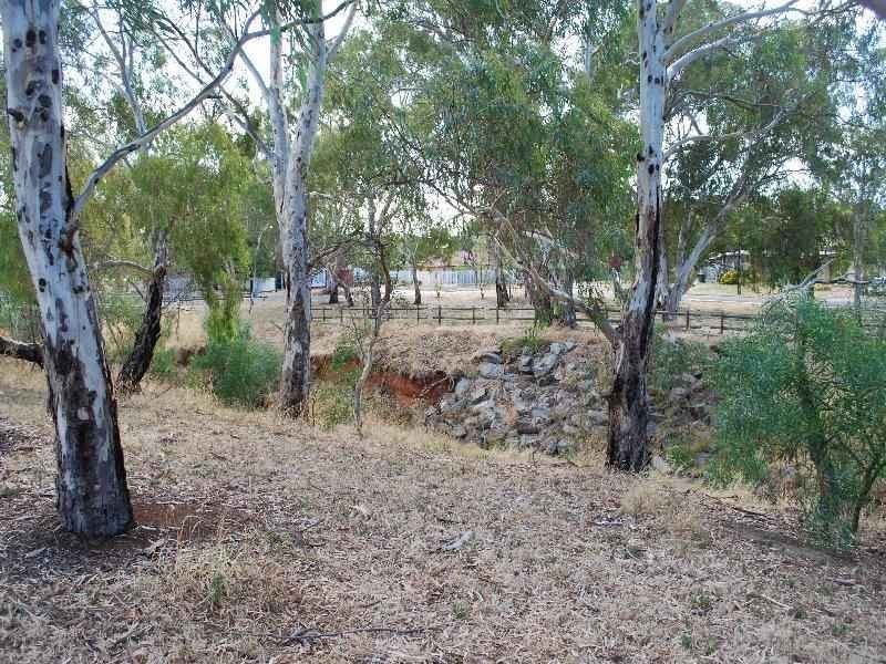 6 Canterbury Crescent, Valley View SA 5093
