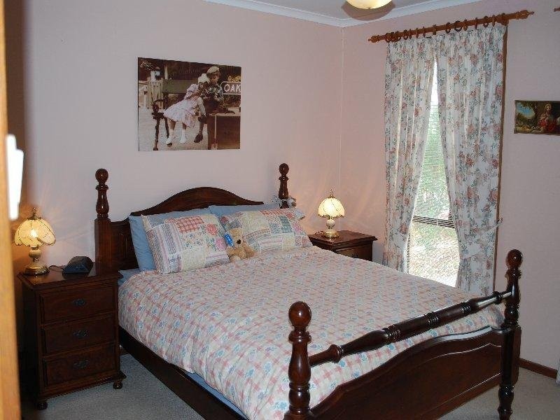 2 Nankeen Street, Modbury Heights SA 5092