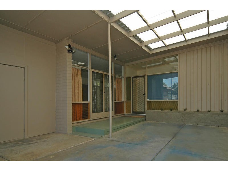 16 Berryman Drive, Modbury SA 5092