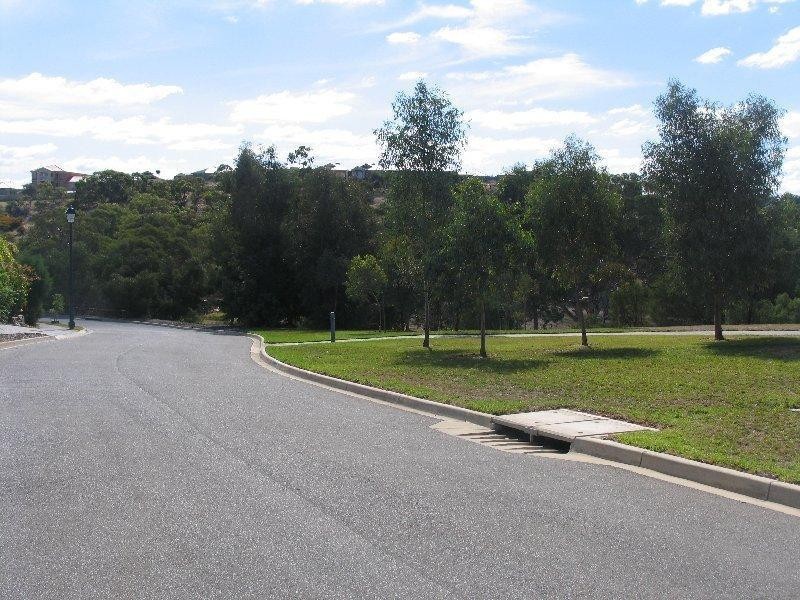 25 Parkway Avenue, Walkley Heights SA 5098