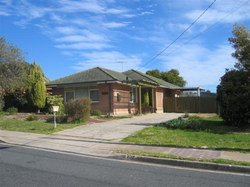 27 Nurrowin Drive, Ingle Farm SA 5098