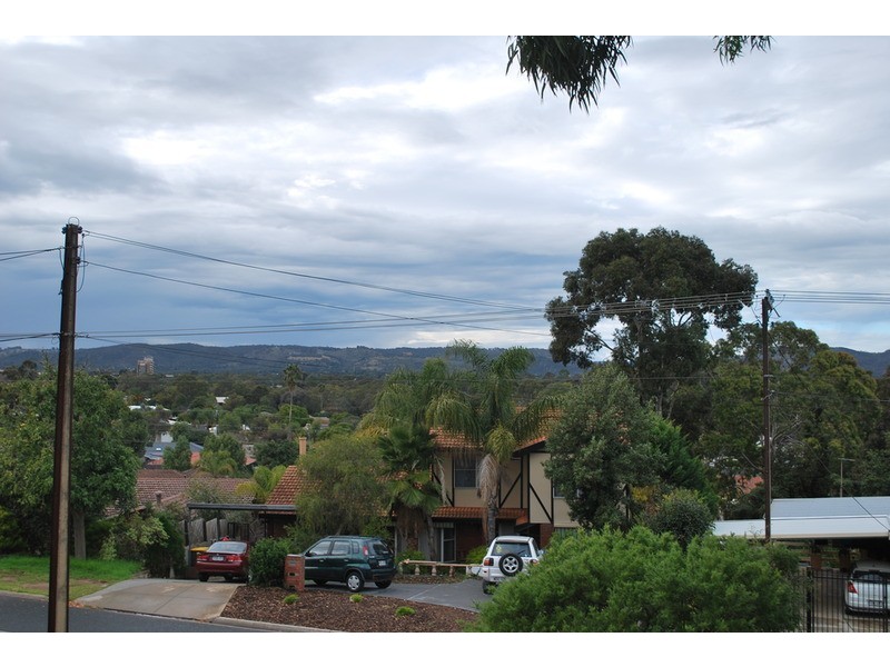 64 Knightsbridge Road, Valley View SA 5093