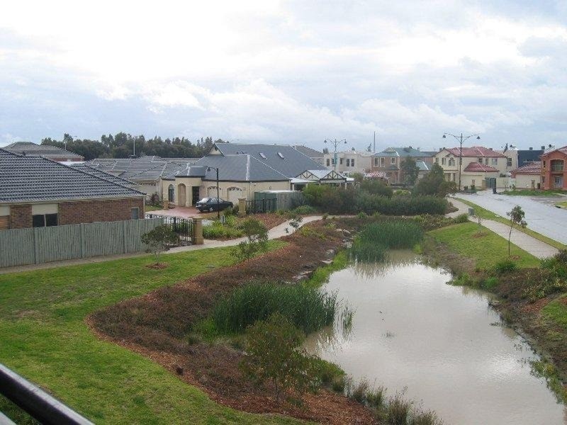 Unit 4/5-7 Banrock Place, Mawson Lakes SA 5095