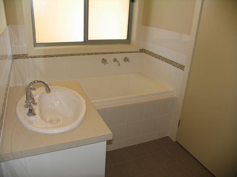 1B Pauls Drive, Valley View SA 5093