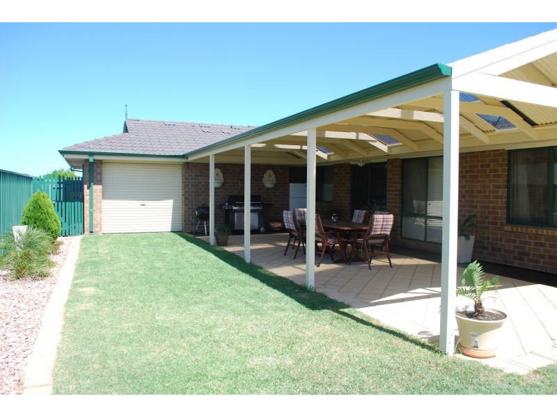 122 Reuben Richardson Road, Greenwith SA 5125