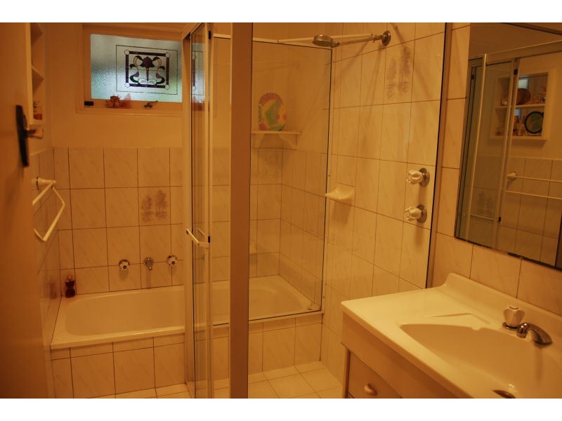 96 Nelson Road, Valley View SA 5093