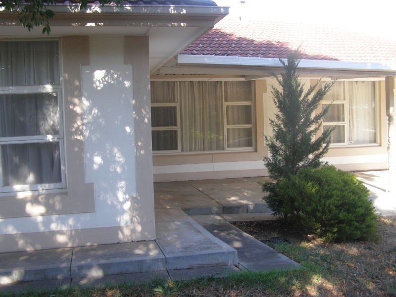 812 Lower North East Road, Dernancourt SA 5075