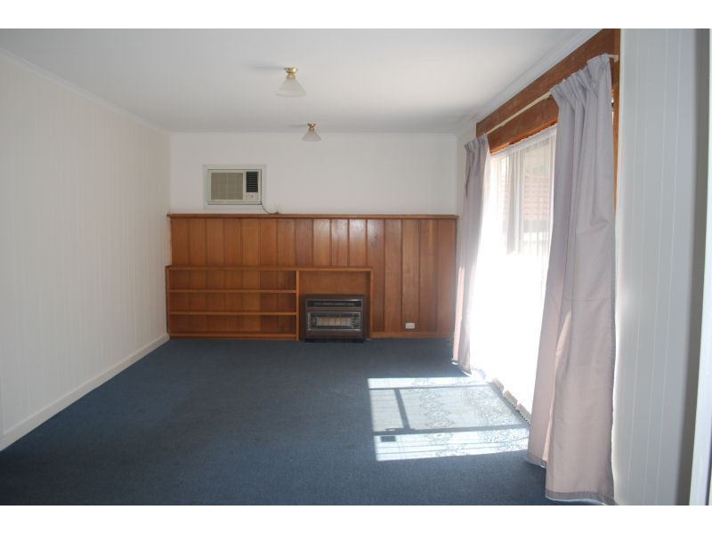 255 Wright Road, Valley View SA 5093