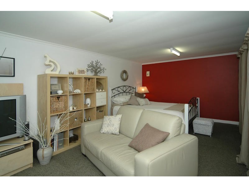 31 Edinburgh Road, Modbury SA 5092