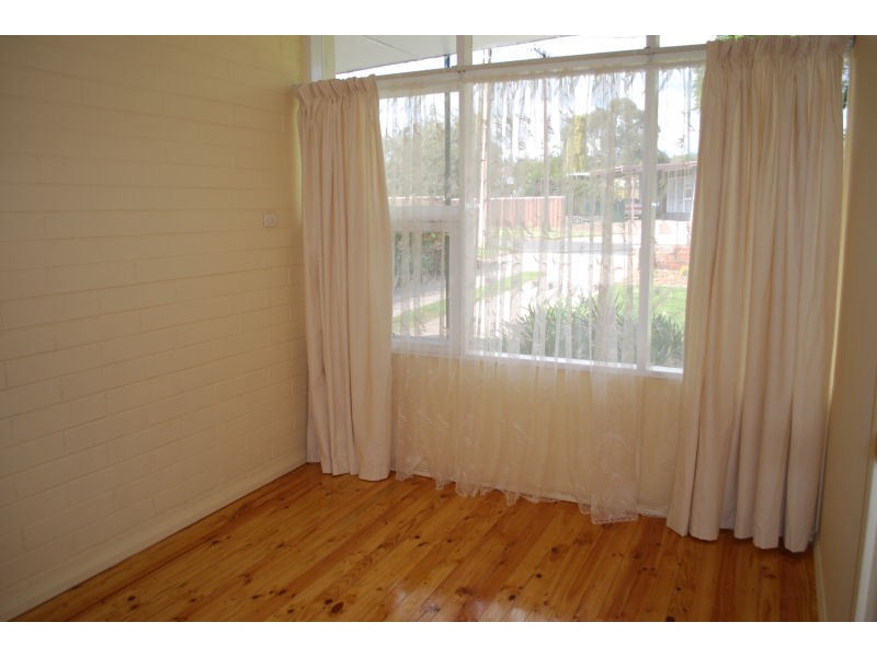 23 Hodge Road, Para Hills SA 5096