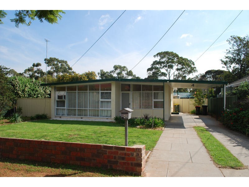 23 Hodge Road, Para Hills SA 5096