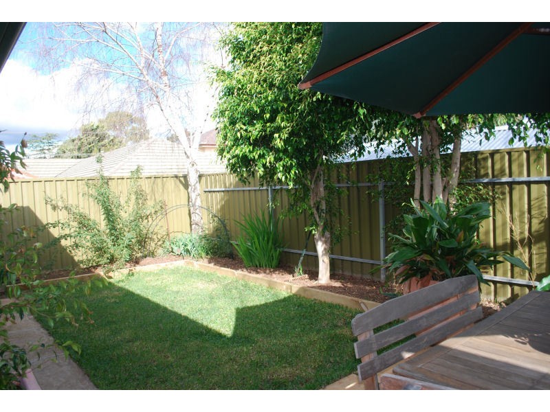 33 Morris Drive, Valley View SA 5093