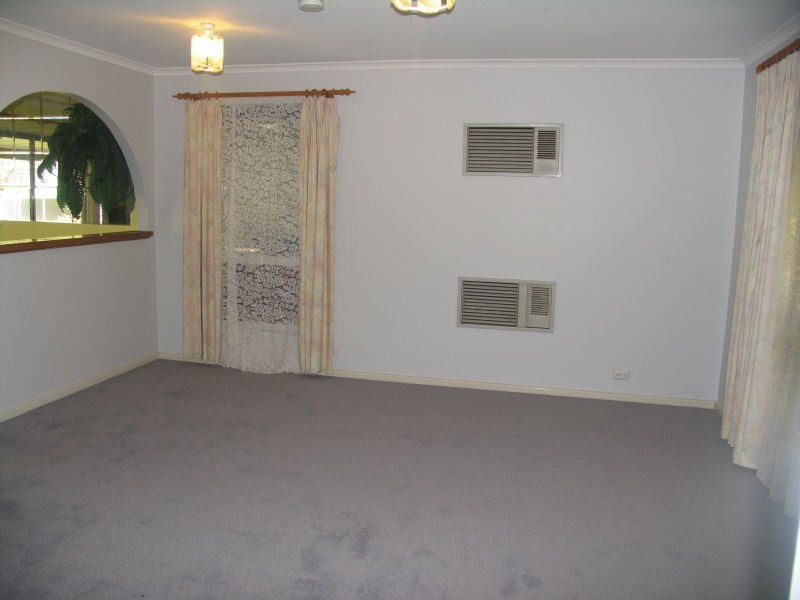 19 Allchurch Avenue, Redwood Park SA 5097