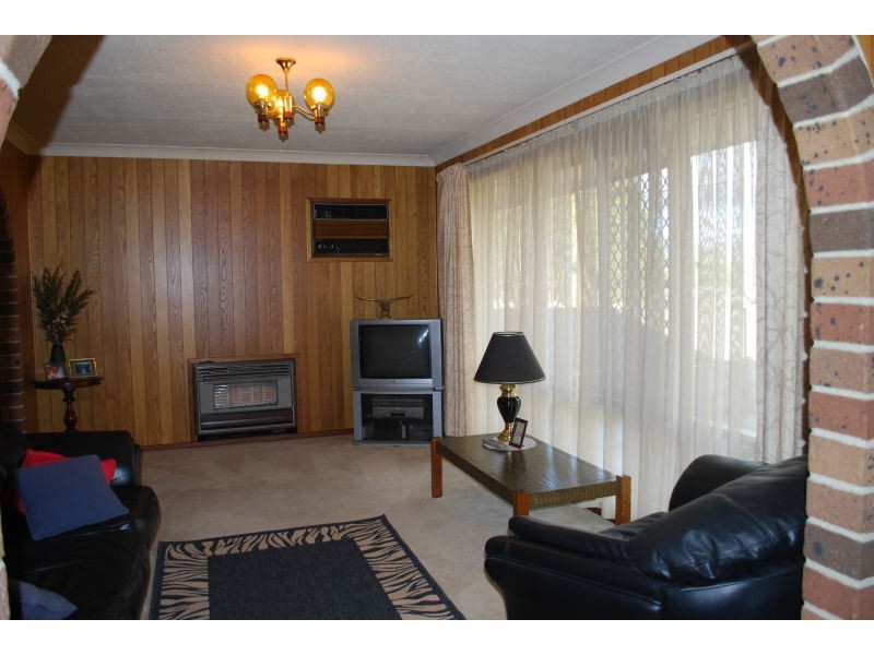 20 Sturt Road, Valley View SA 5093