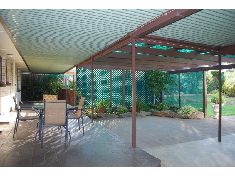 20 Sturt Road, Valley View SA 5093