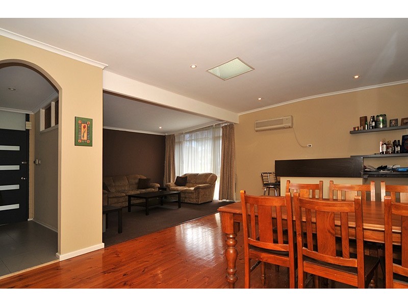 4 Melveen Street, Modbury SA 5092