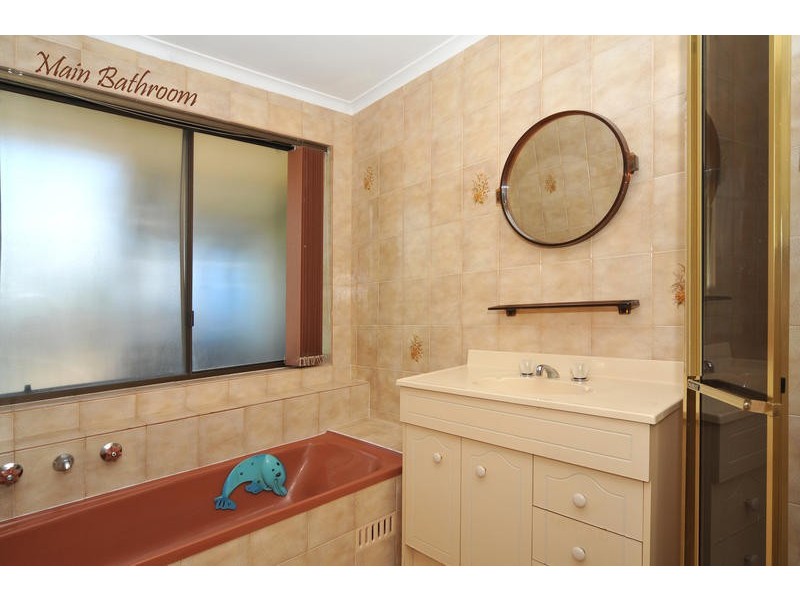 7 Oak Avenue, Burton SA 5110