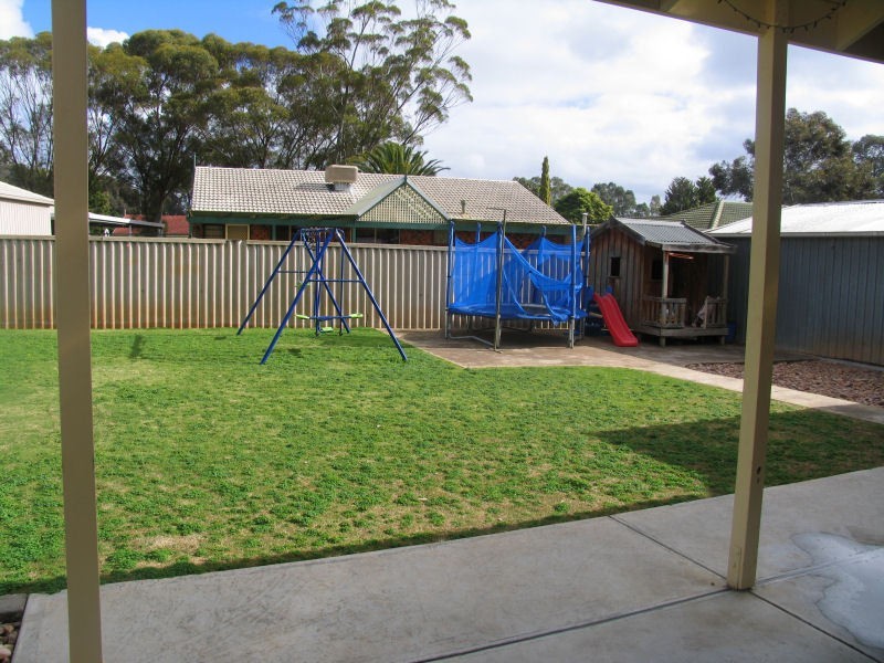 6 Dwyer Court, Salisbury Heights SA 5109