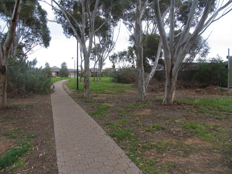 89 Magdalena Crescent, Paralowie SA 5108