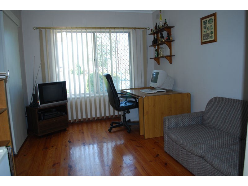 6 Doncaster Avenue, Valley View SA 5093