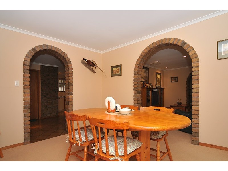 10 Baudin Avenue, Fairview Park SA 5126