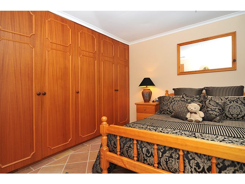 10 Baudin Avenue, Fairview Park SA 5126