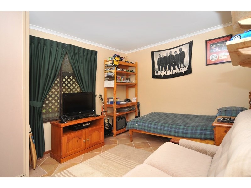 10 Baudin Avenue, Fairview Park SA 5126